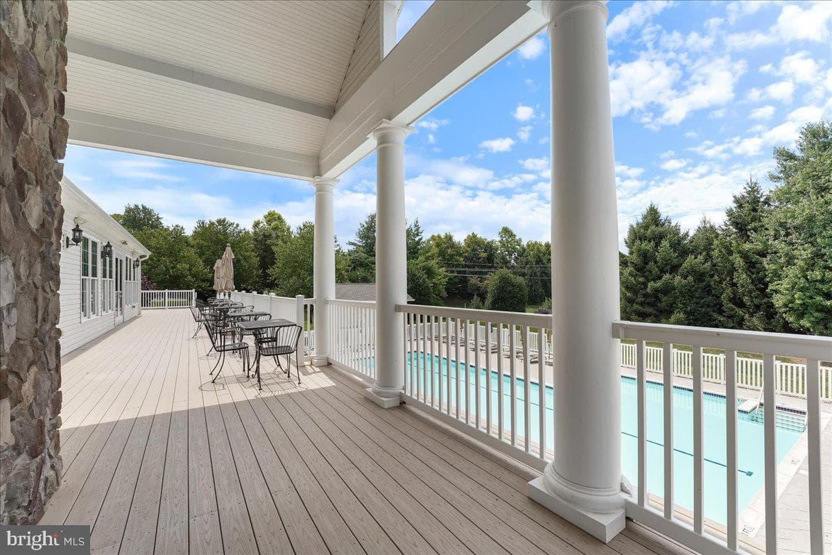 461 Peters Way photo 42