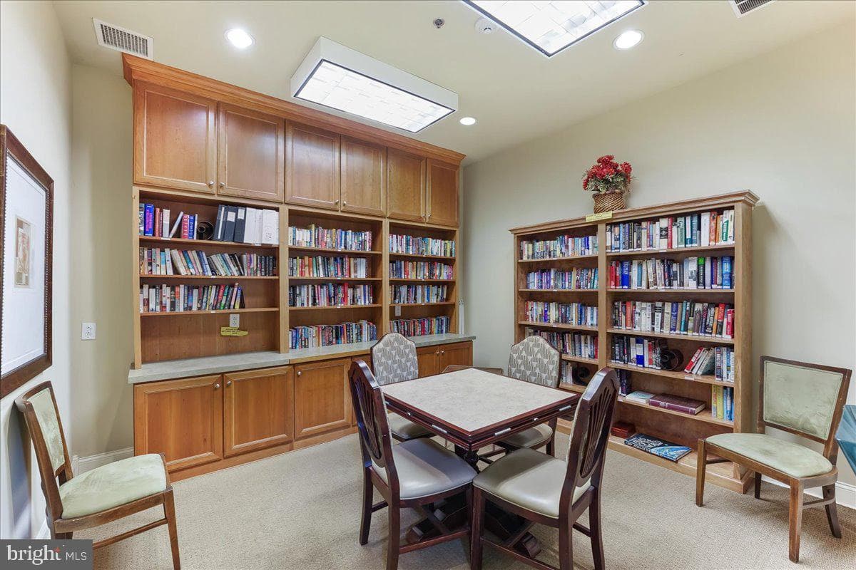 461 Peters Way photo 52