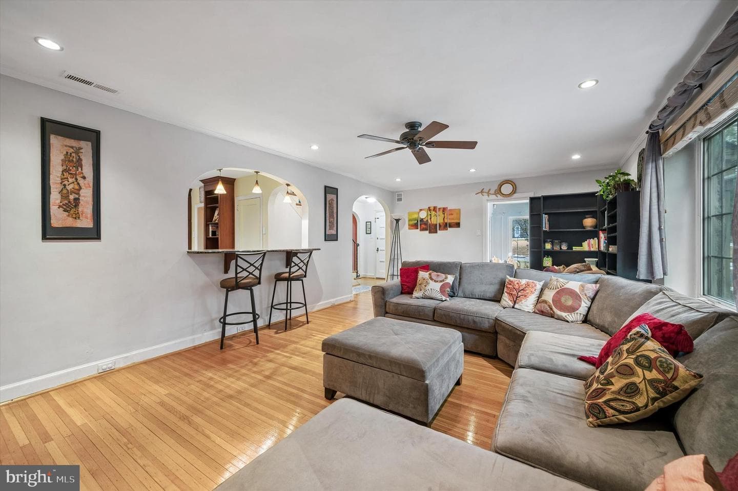 905 Stratford Avenue photo 6