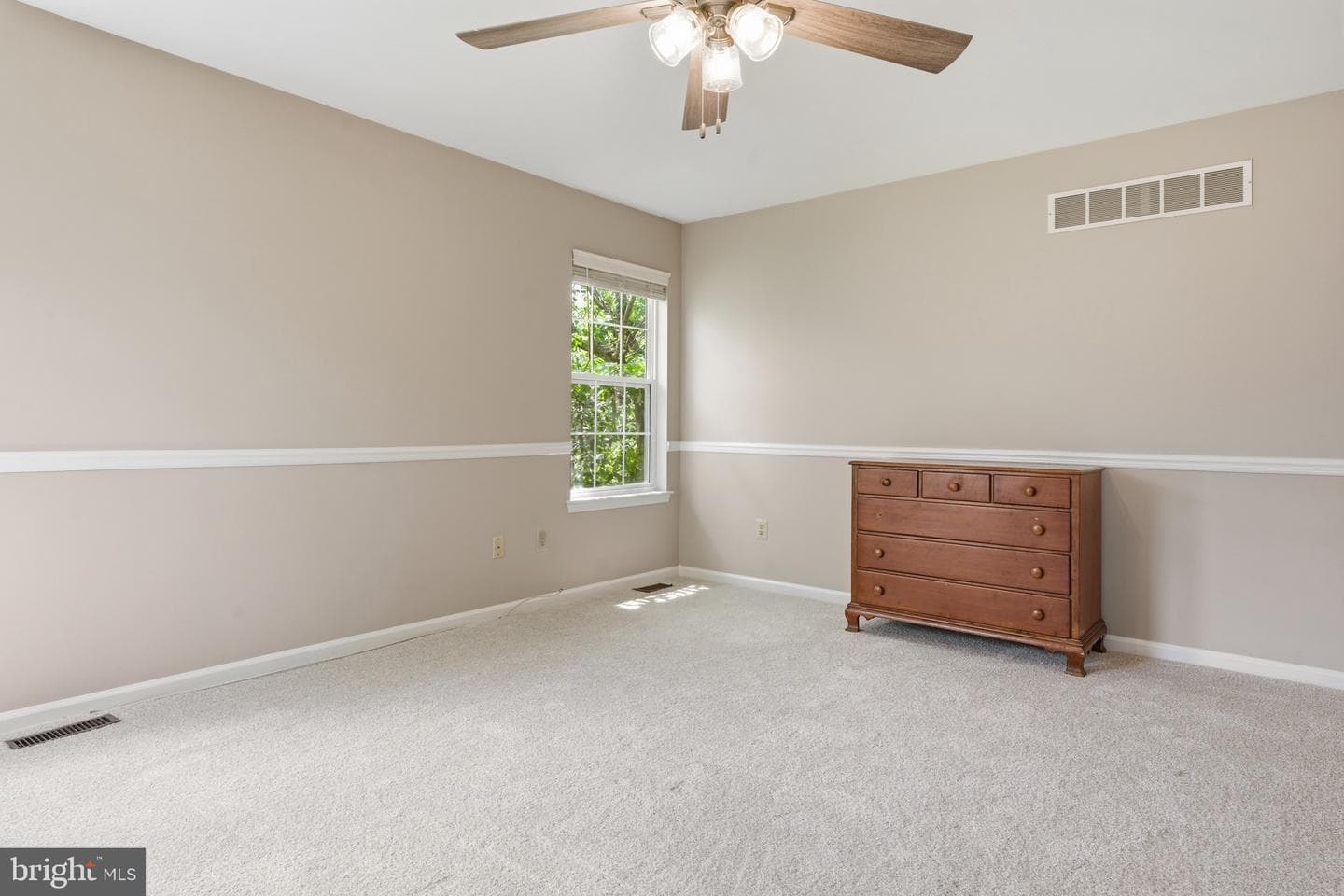 55 Windsor Place photo 45