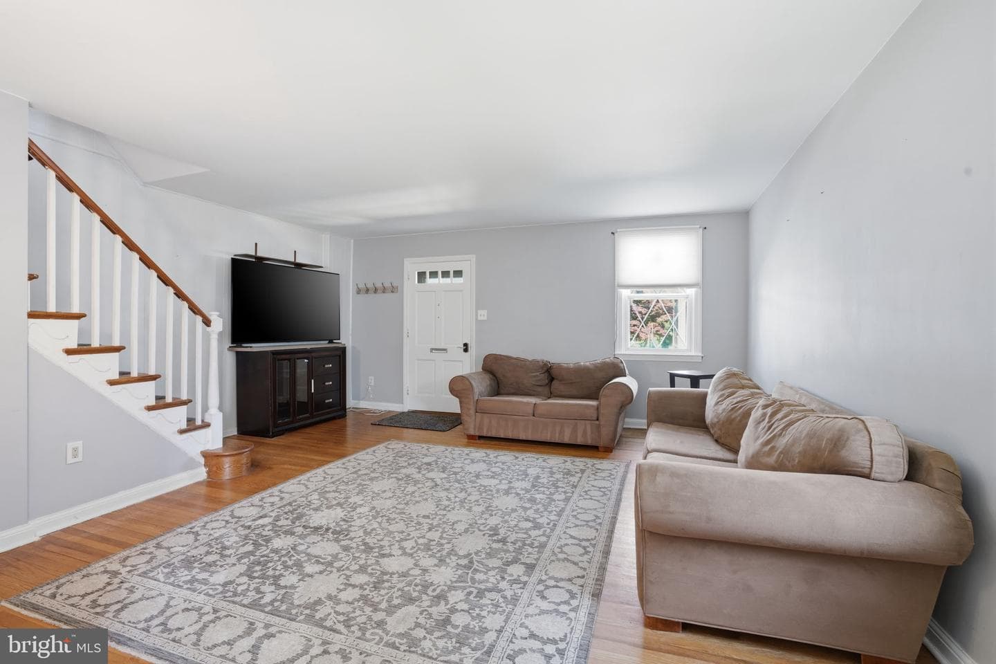 1026 Poplar Street photo 3