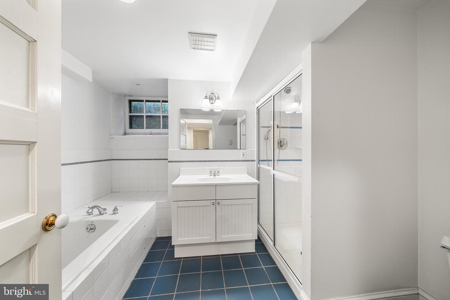 336 Thornbrook Avenue photo 49