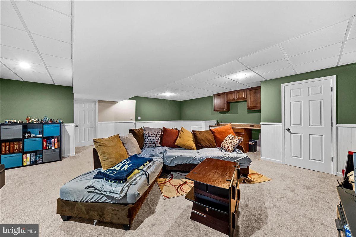 4001 Sarah Court photo 31