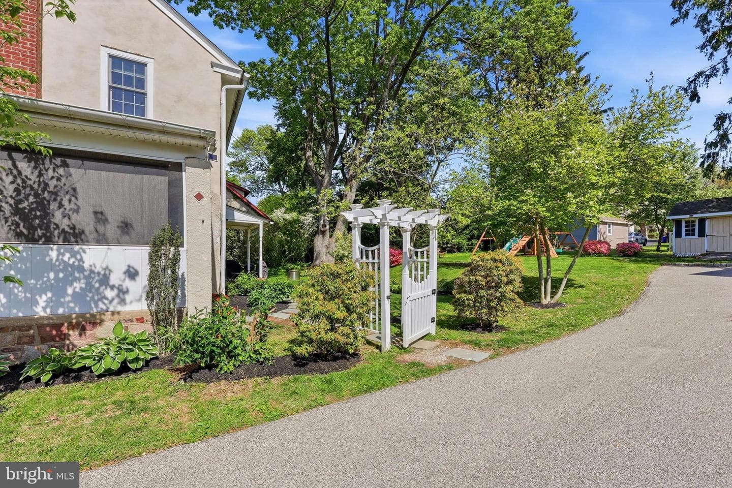 404 Cheltena Avenue photo 35