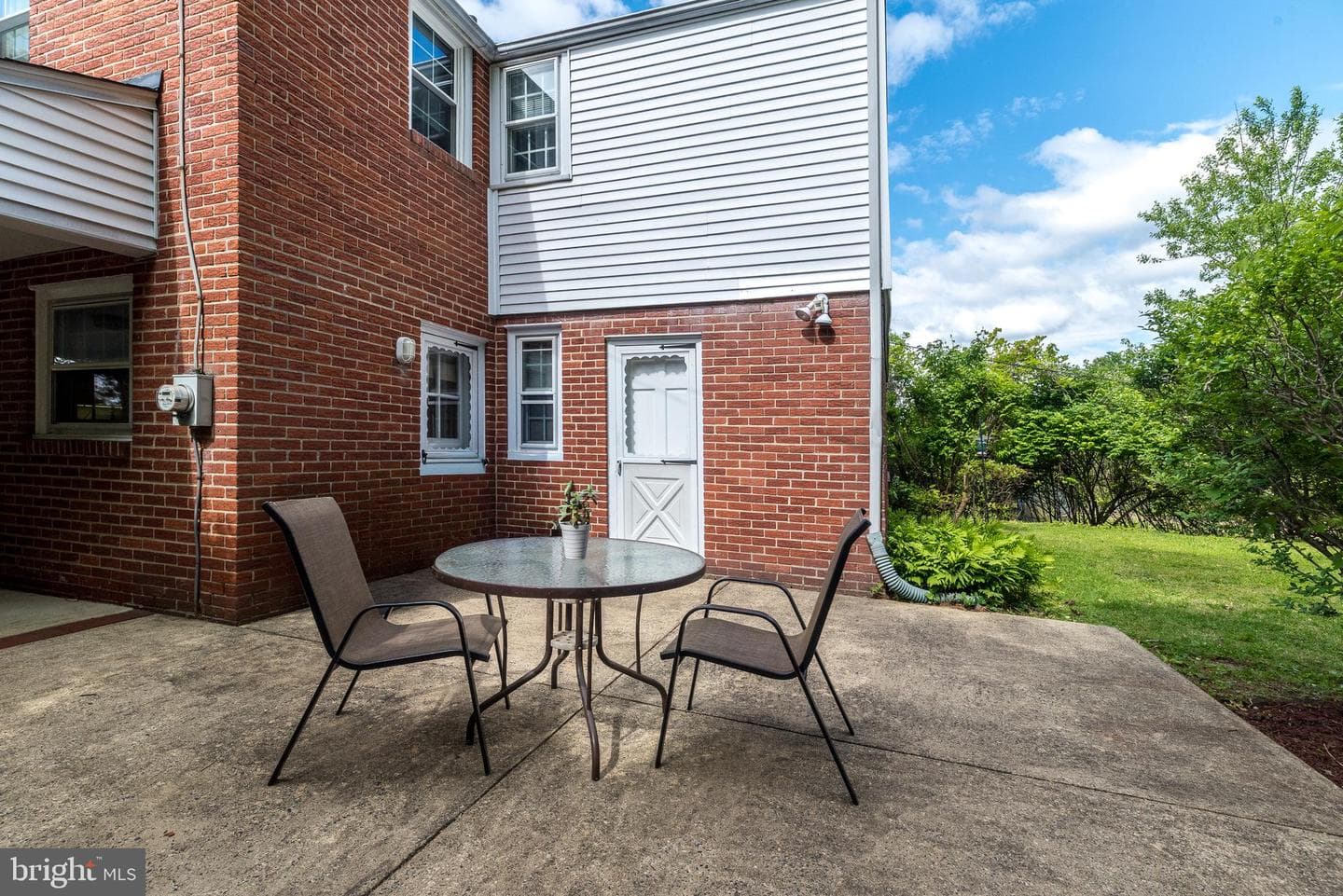 139 Kingston Road photo 25