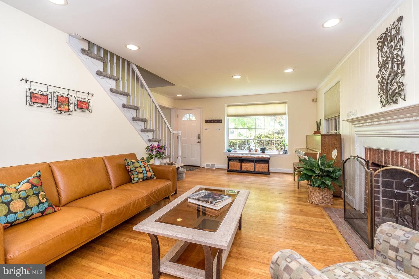 139 Kingston Road photo 5