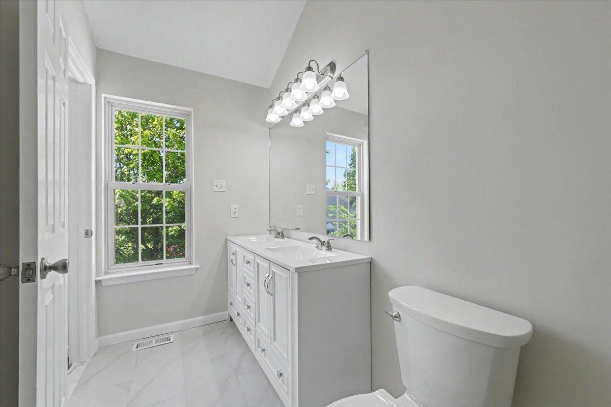 408 Aqueduct Drive photo 16