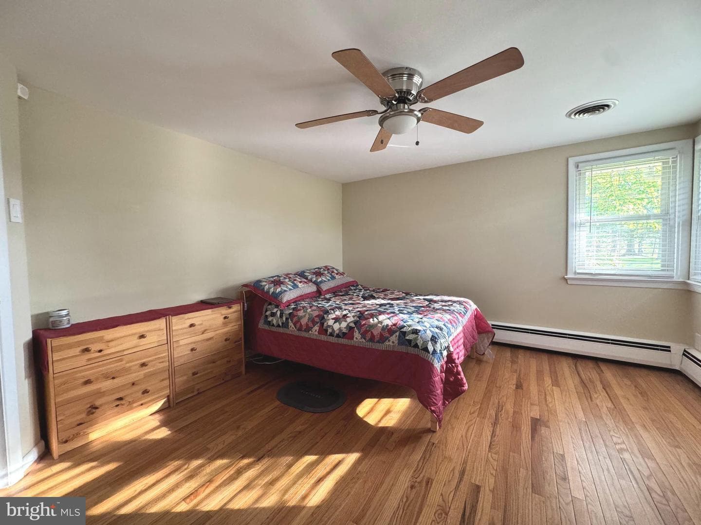 2072 Yarnall Road photo 4