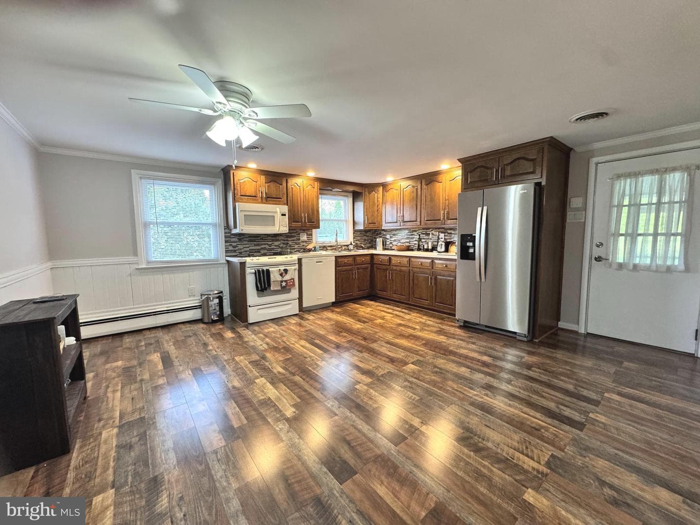 2072 Yarnall Road photo 9