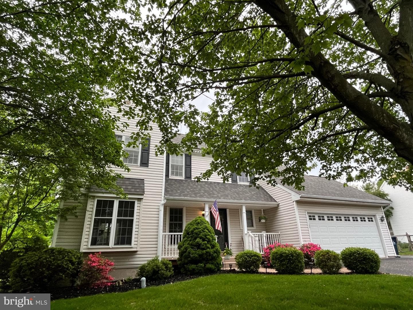 346 Mulberry Drive photo 2