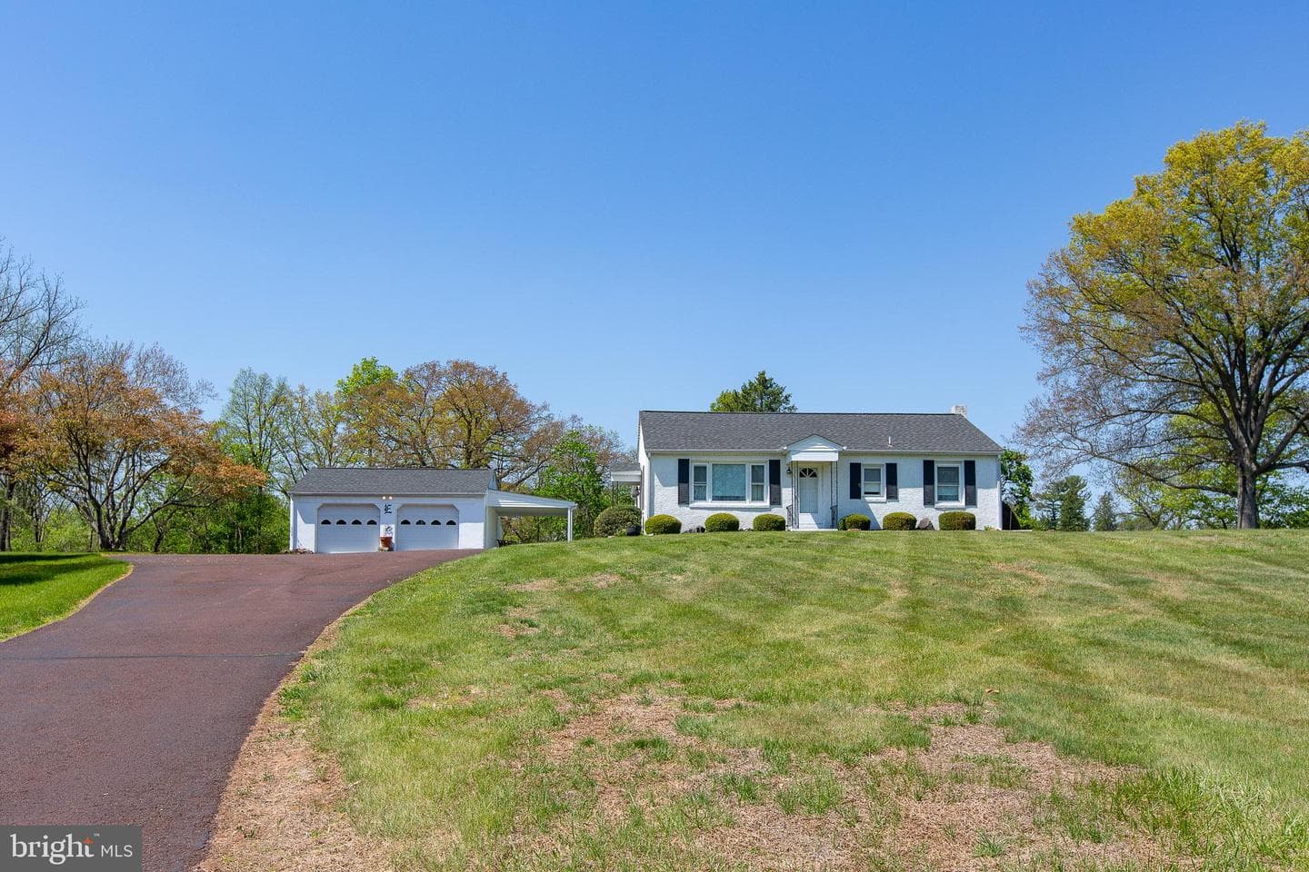 343 Collegeville Rd photo 38