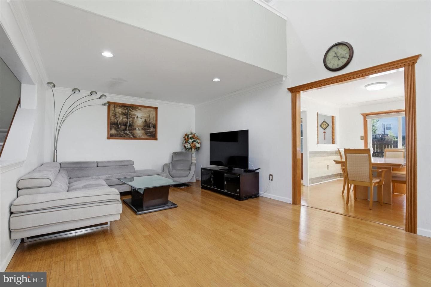 210 Red Haven Drive photo 3