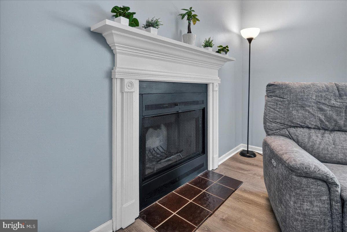 560 Susan Drive photo 12