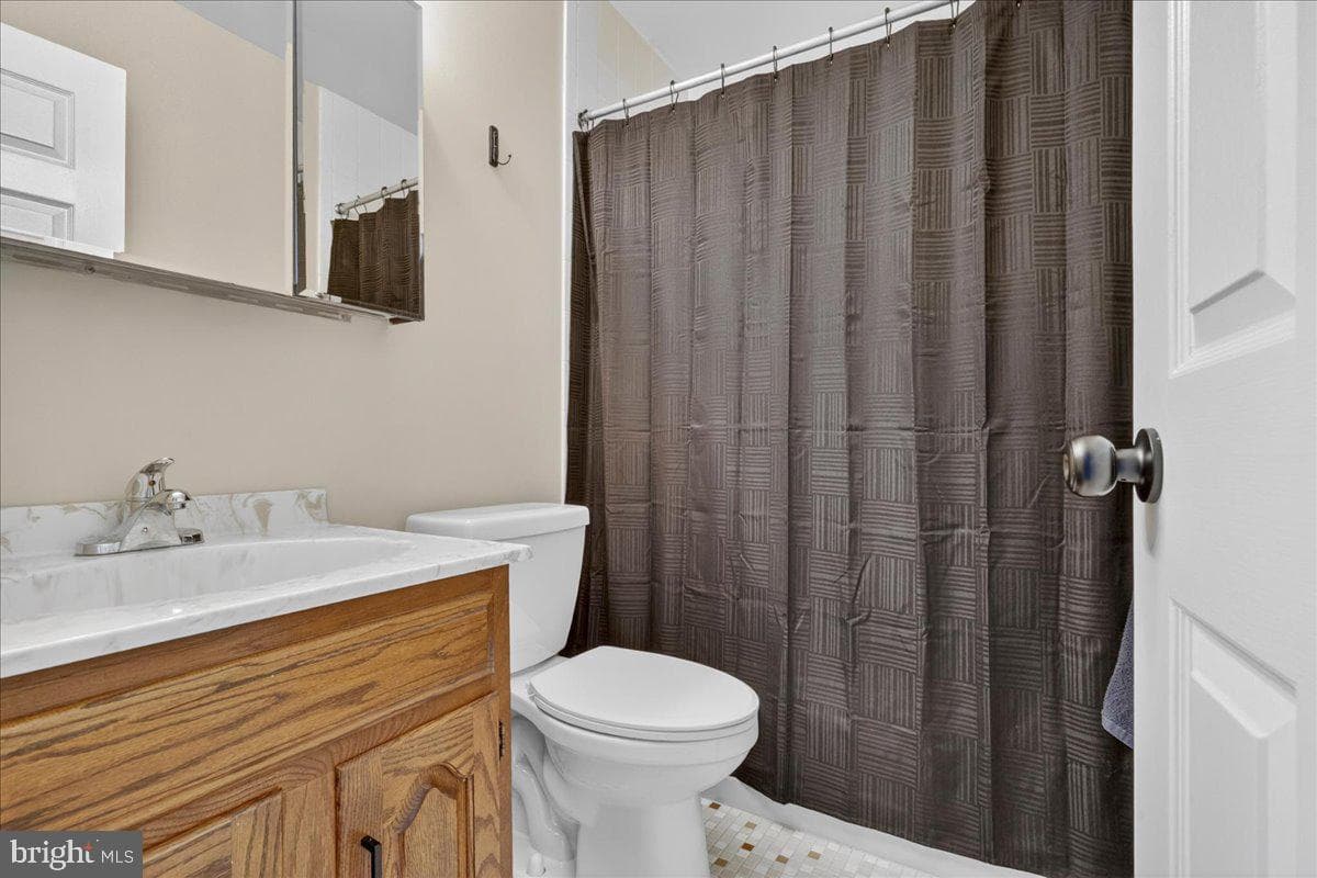 560 Susan Drive photo 26