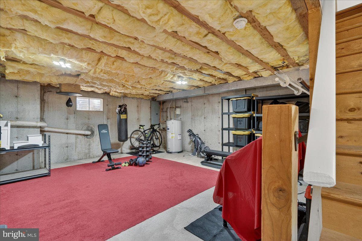 560 Susan Drive photo 36