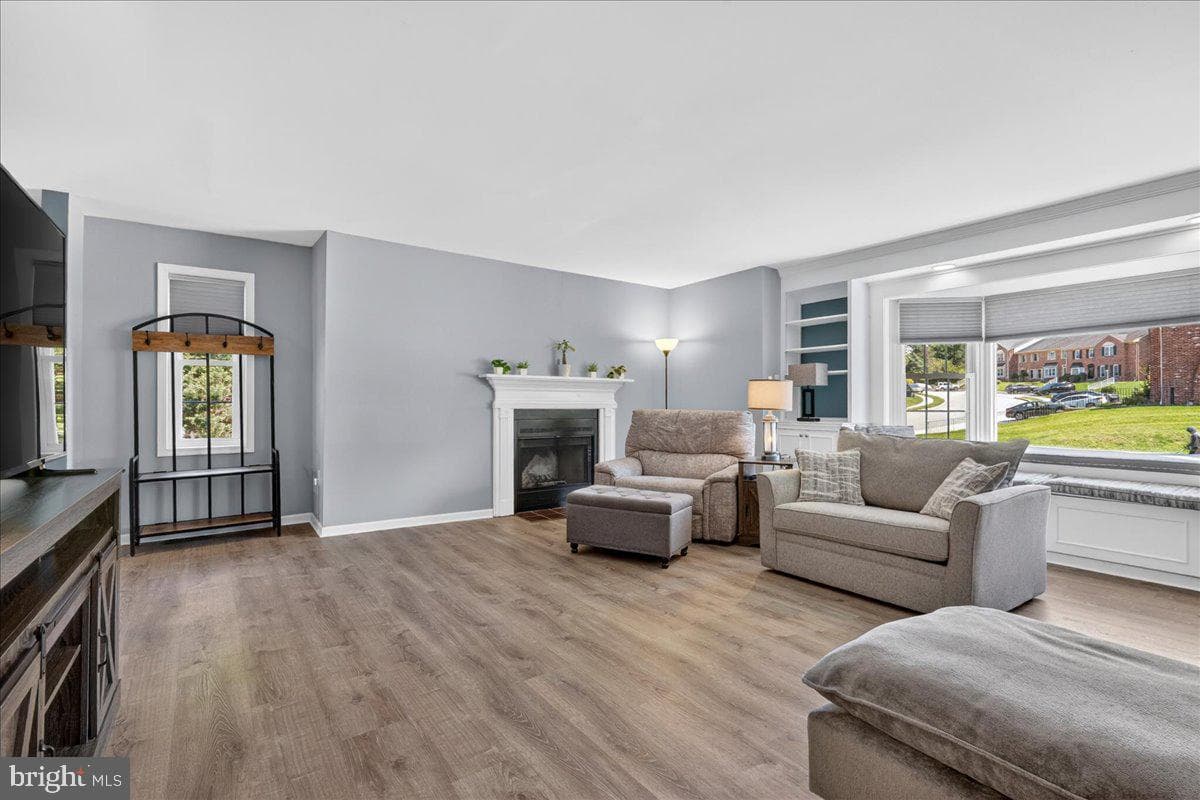 560 Susan Drive photo 6