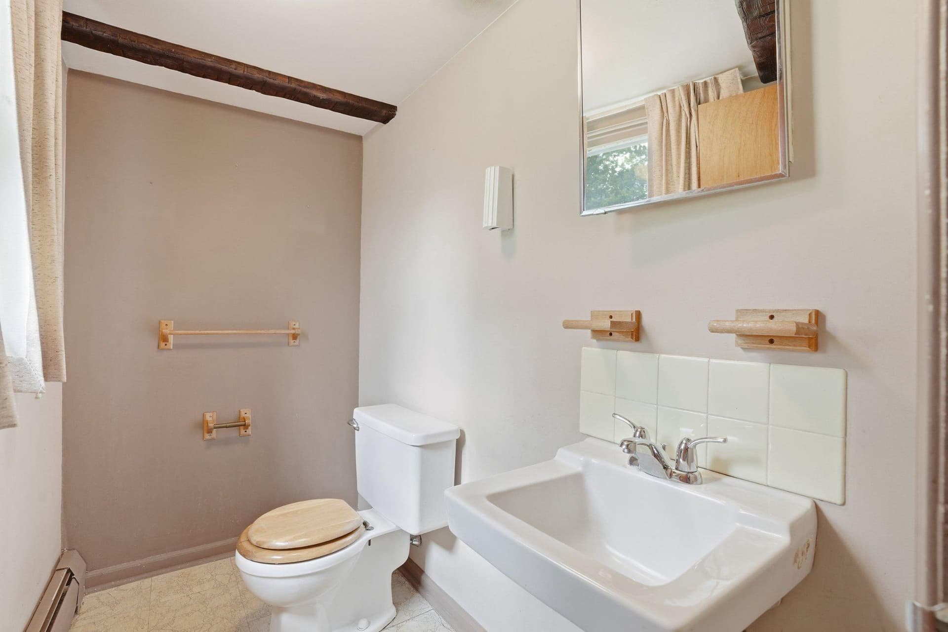 330 Wexford Road photo 26