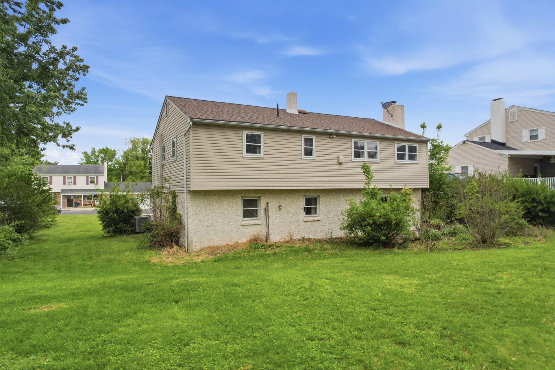 330 Wexford Road photo 39