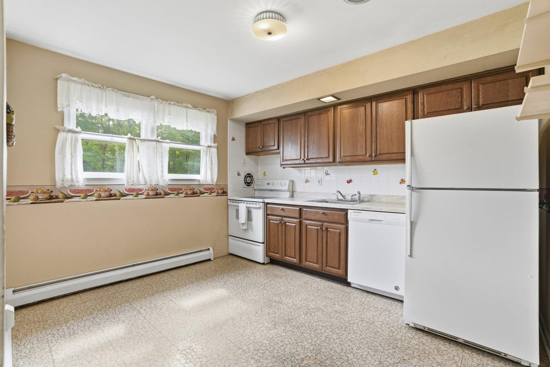 330 Wexford Road photo 9