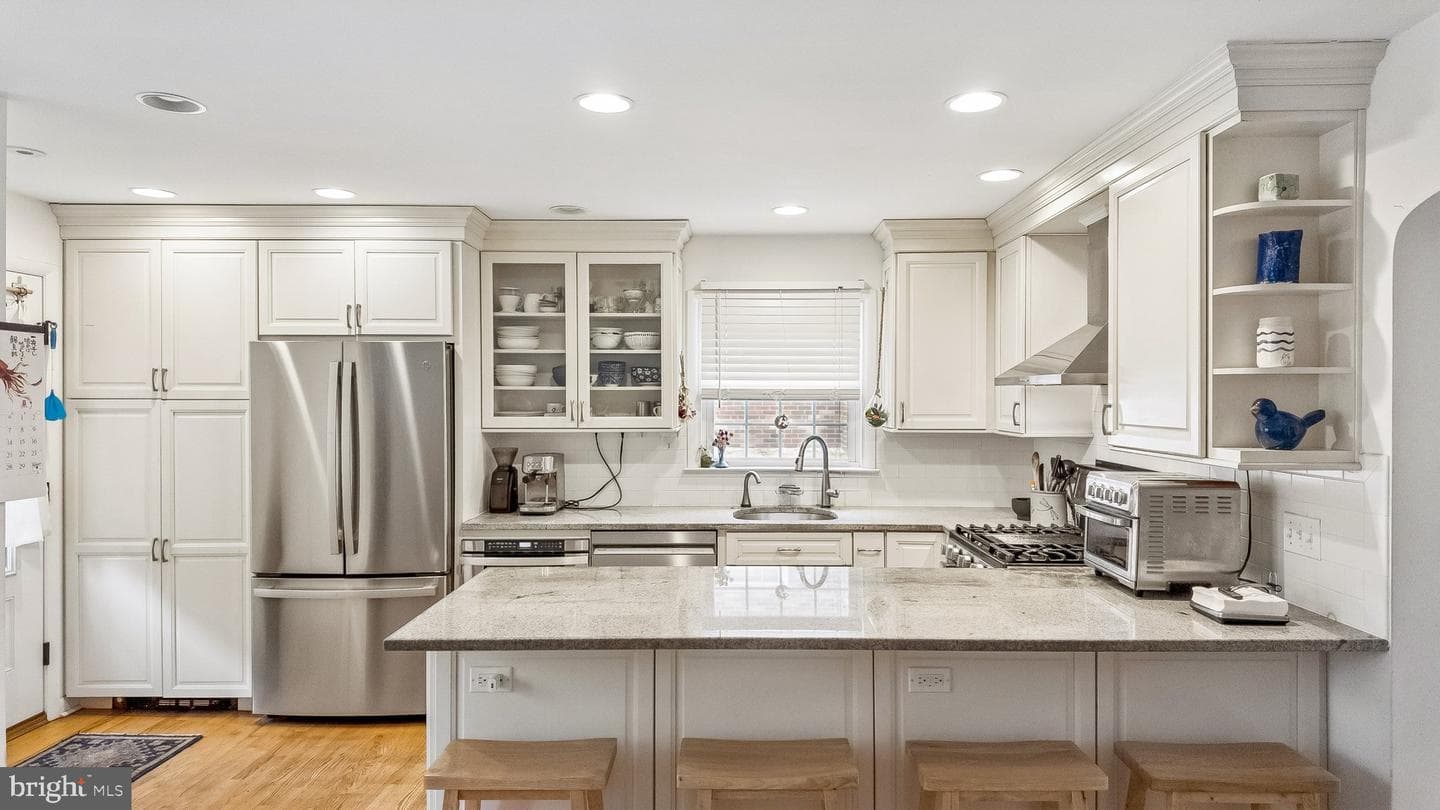 408 Conway Avenue photo 4