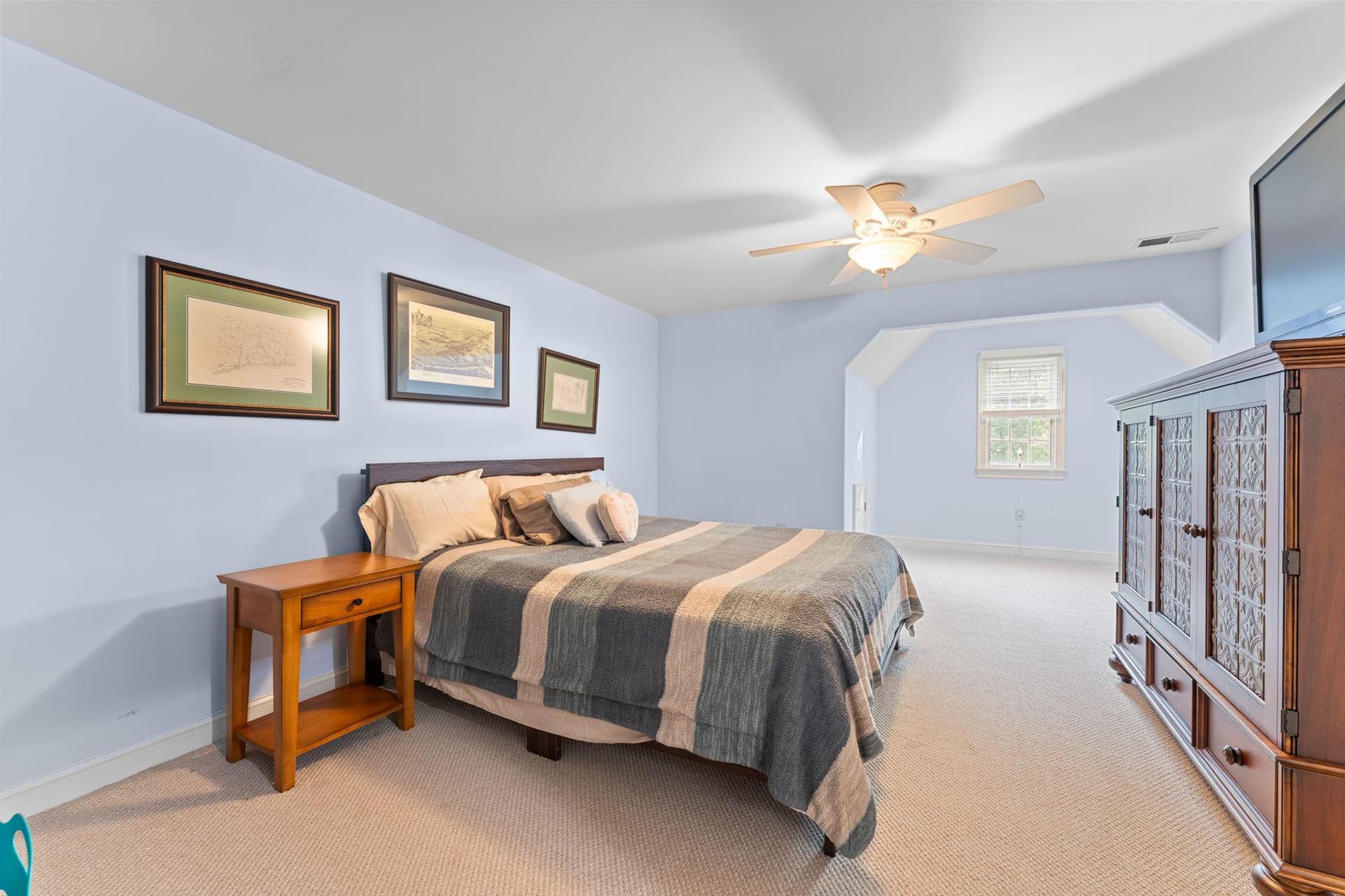 912 Ashbourne Way photo 33