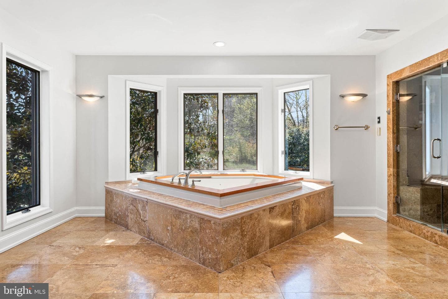 1075 Green Valley Road photo 42