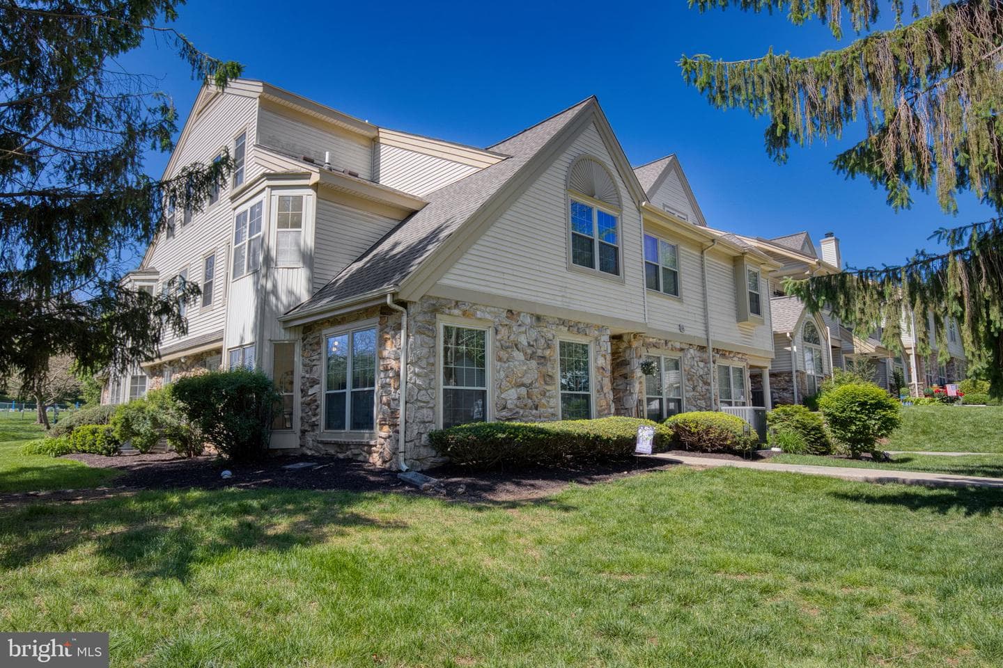 1408 Stratford Court #condo 1408