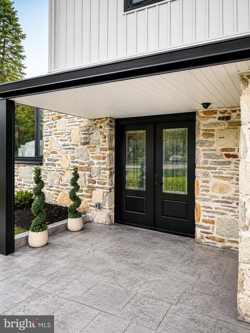 3531 Chimney Swift Drive photo 3