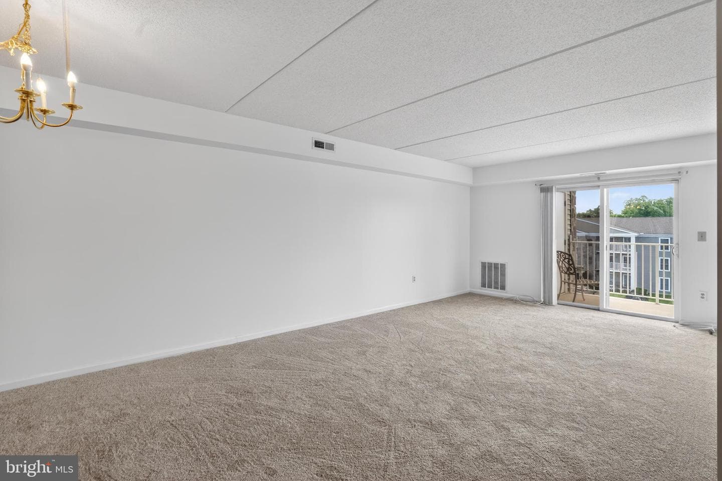 627 Brandon Road photo 14