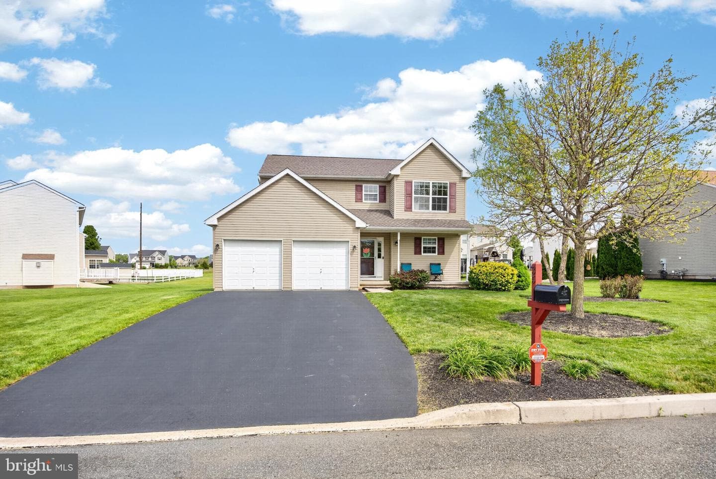 35 Westbury Drive photo 2