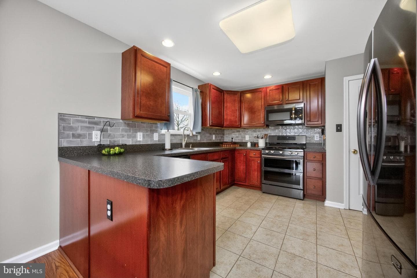 35 Westbury Drive photo 9