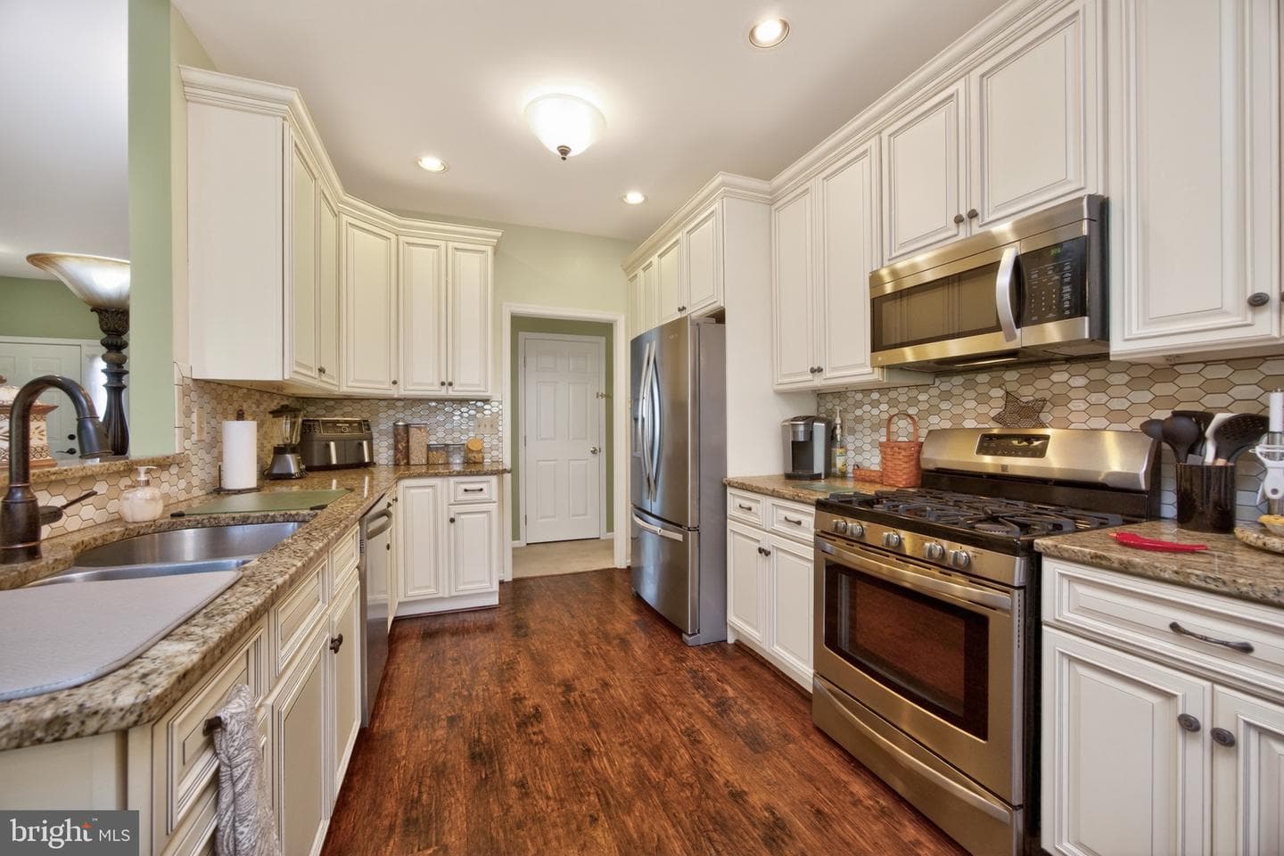 105 William Road photo 21