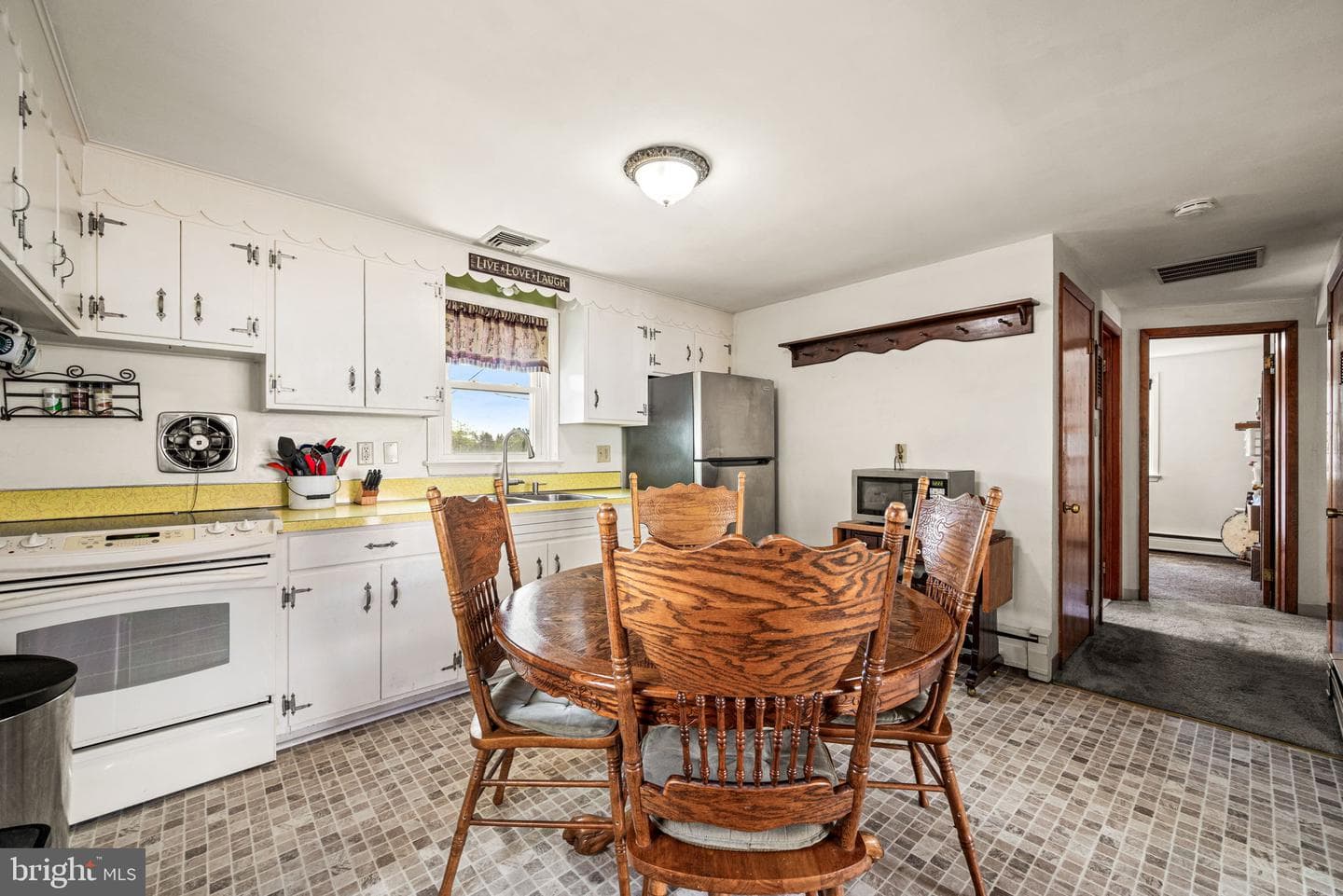 496 Spring Street photo 7