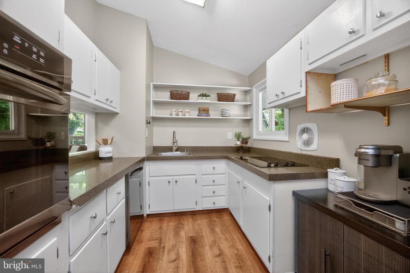 302 Gypsy Lane photo 33