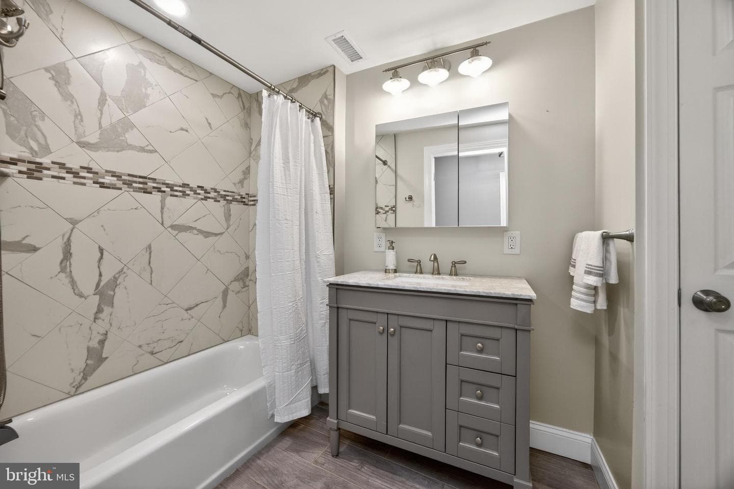 302 Gypsy Lane photo 44