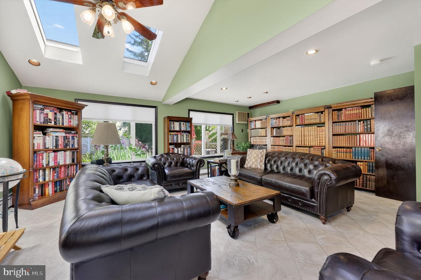 821 Beverly Road photo 22