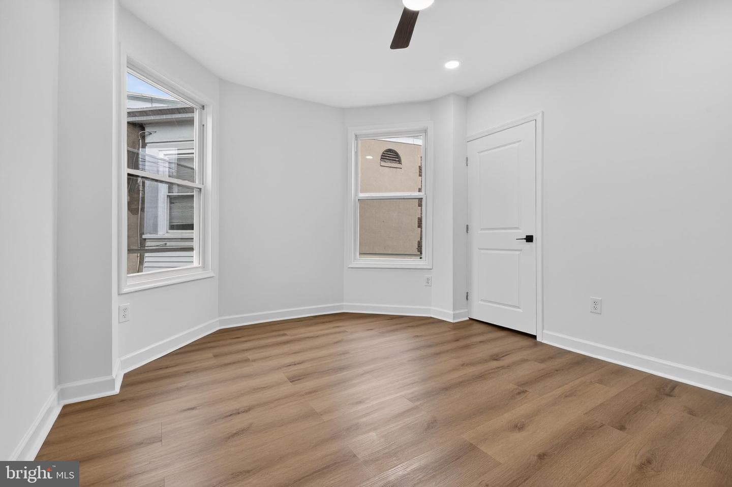 1121 Markley Street photo 27