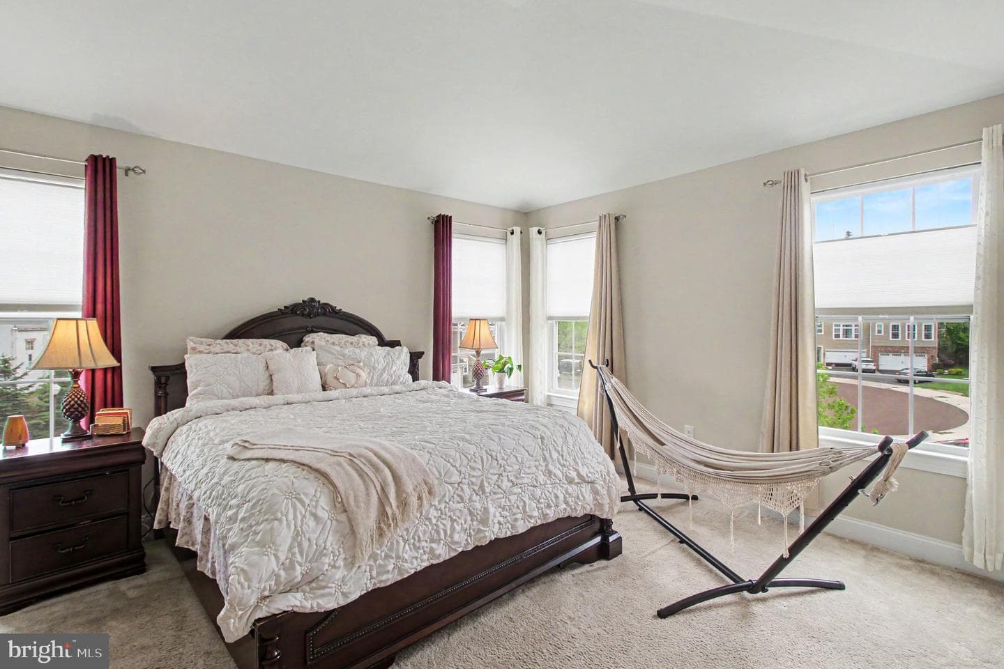 100 Arlington Lane photo 13