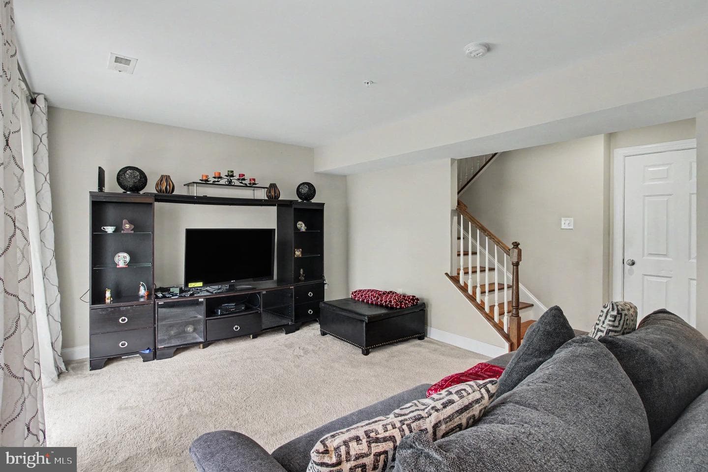 100 Arlington Lane photo 27