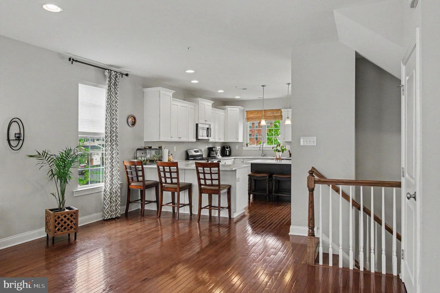 100 Arlington Lane photo 7