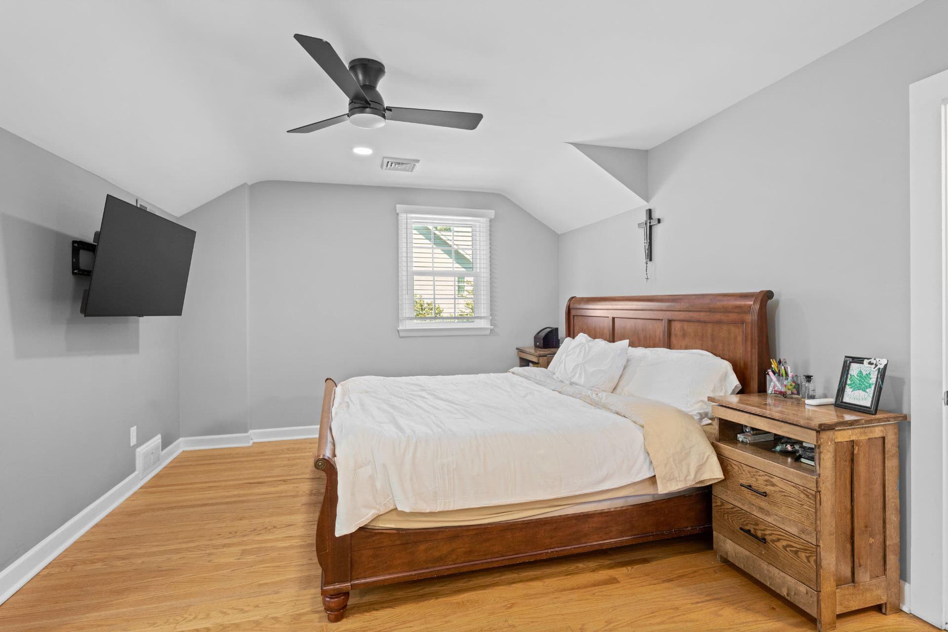 833 Great Springs Road photo 40