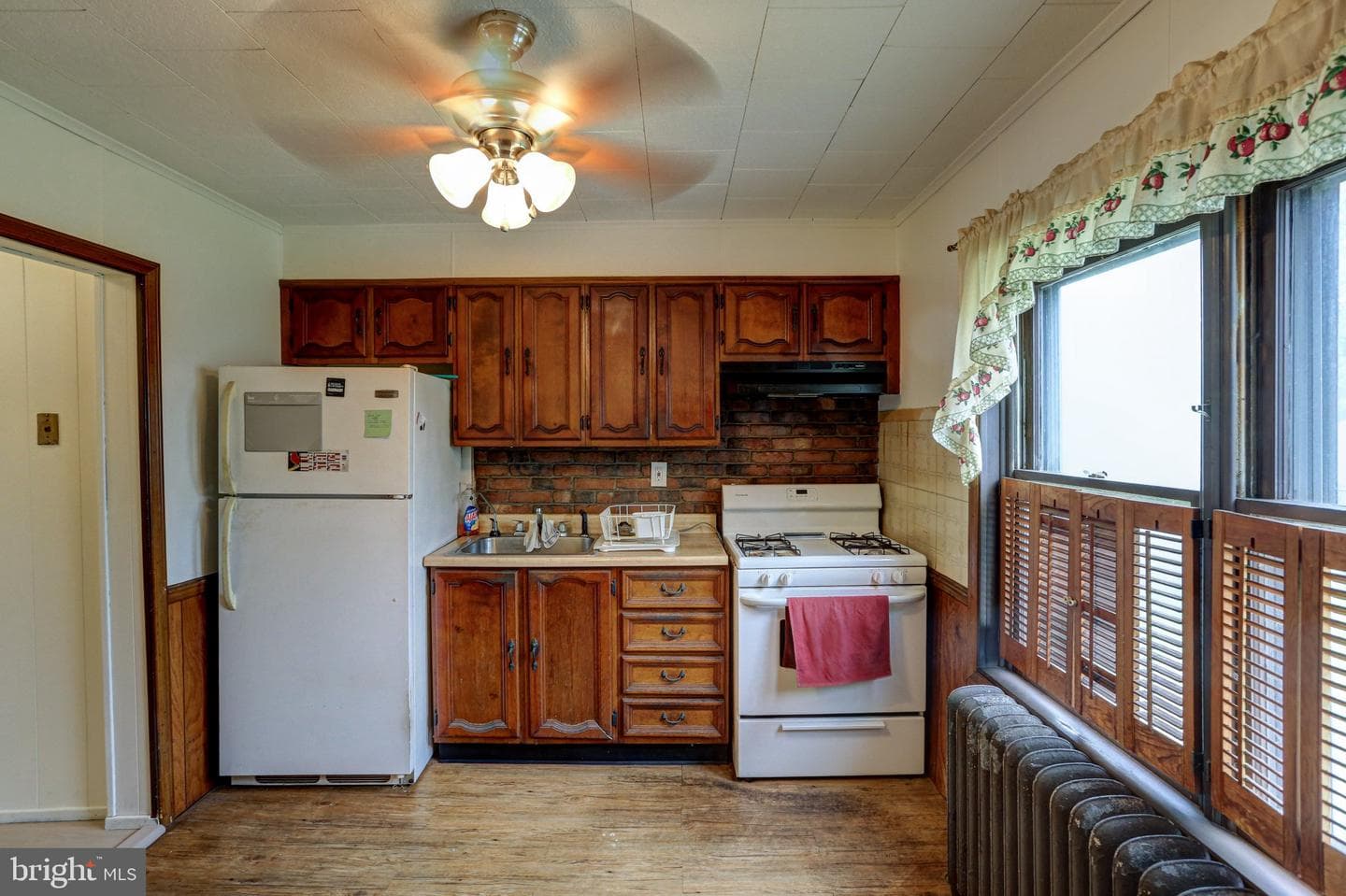 123 S Price Street photo 5