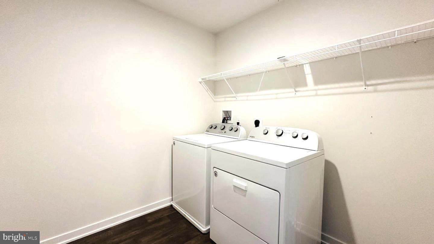 229 Wynstone Court photo 34