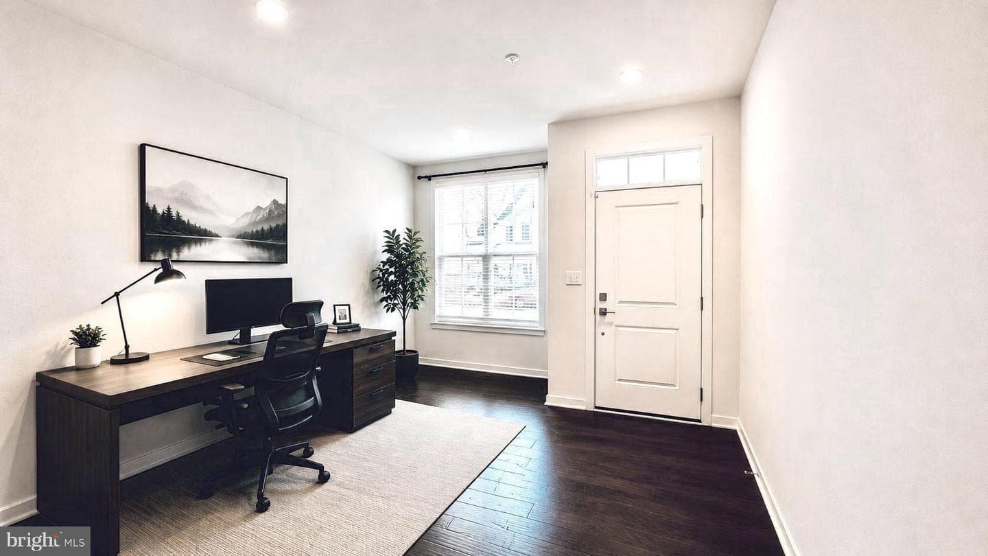 229 Wynstone Court photo 4