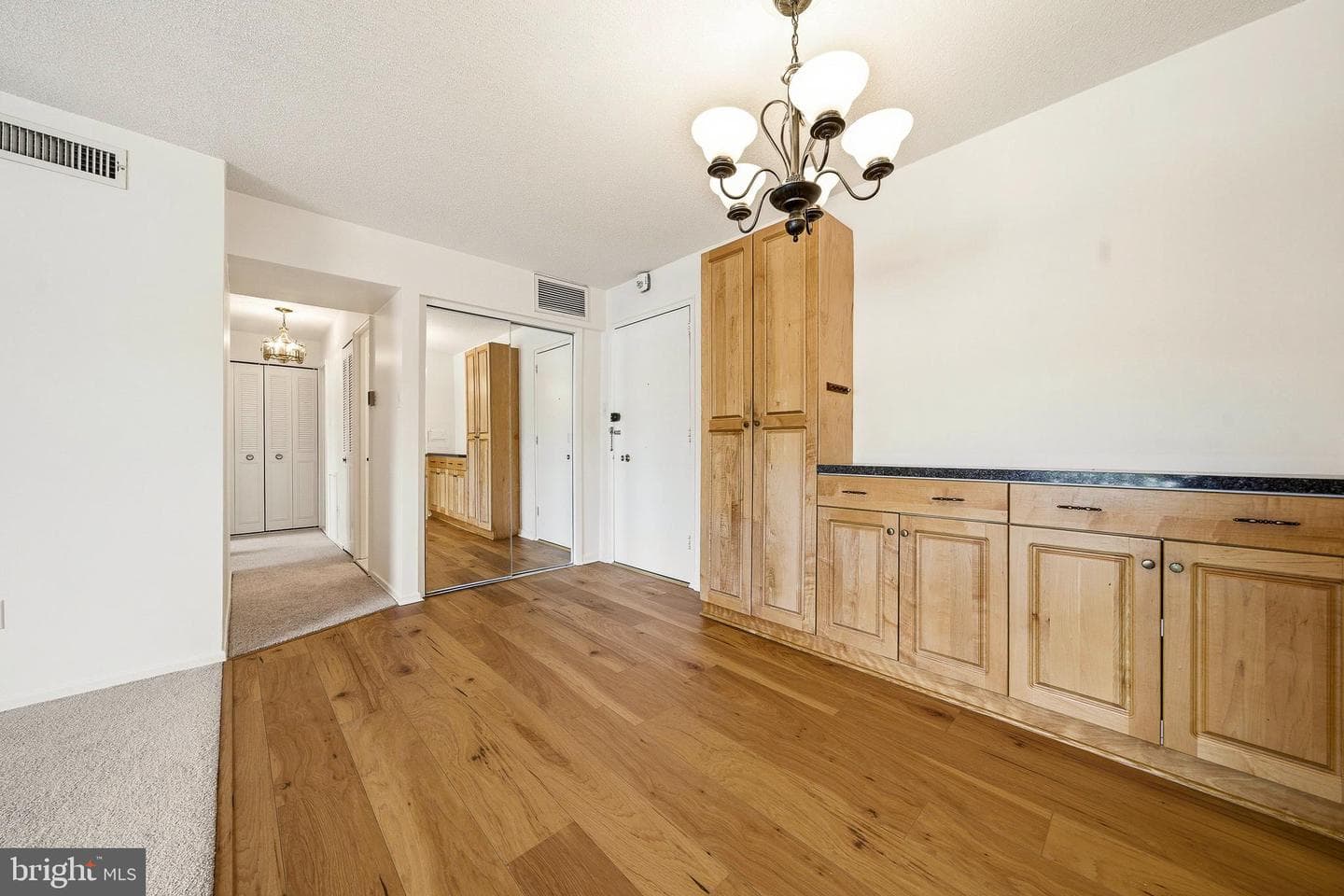 1570 The Fairway #312 E photo 8