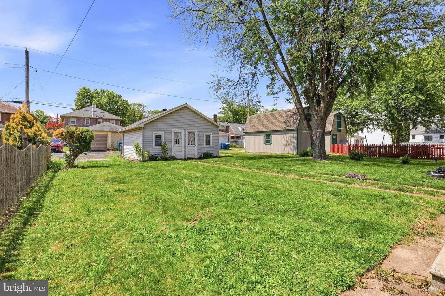 910 Derstine Avenue photo 26
