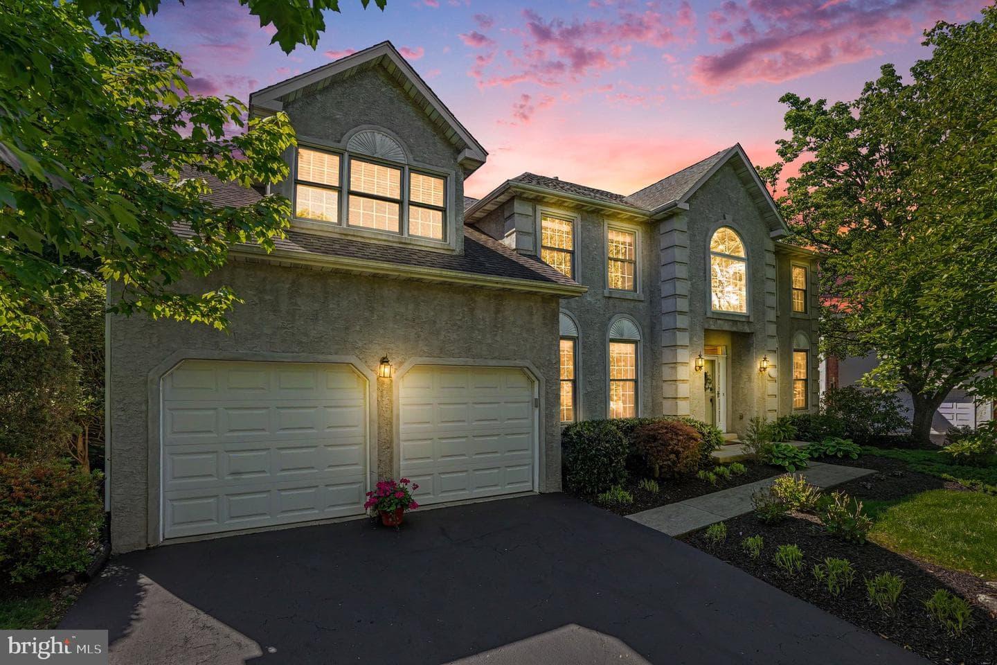 153 Country Club Drive photo 2