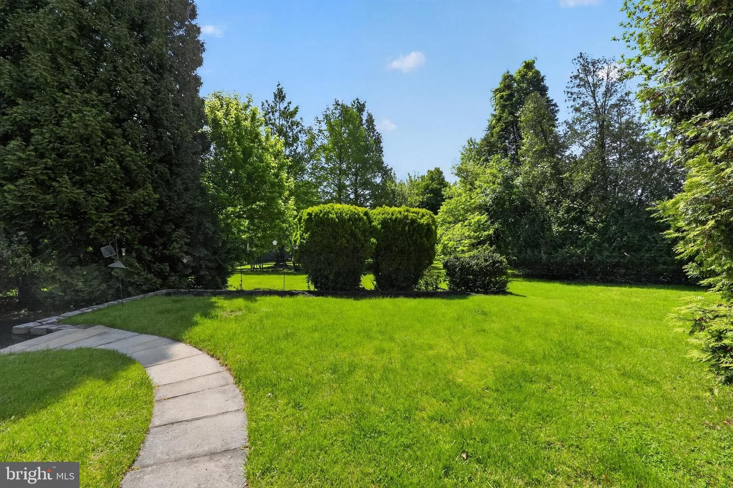 625 Willow Grove Avenue photo 4