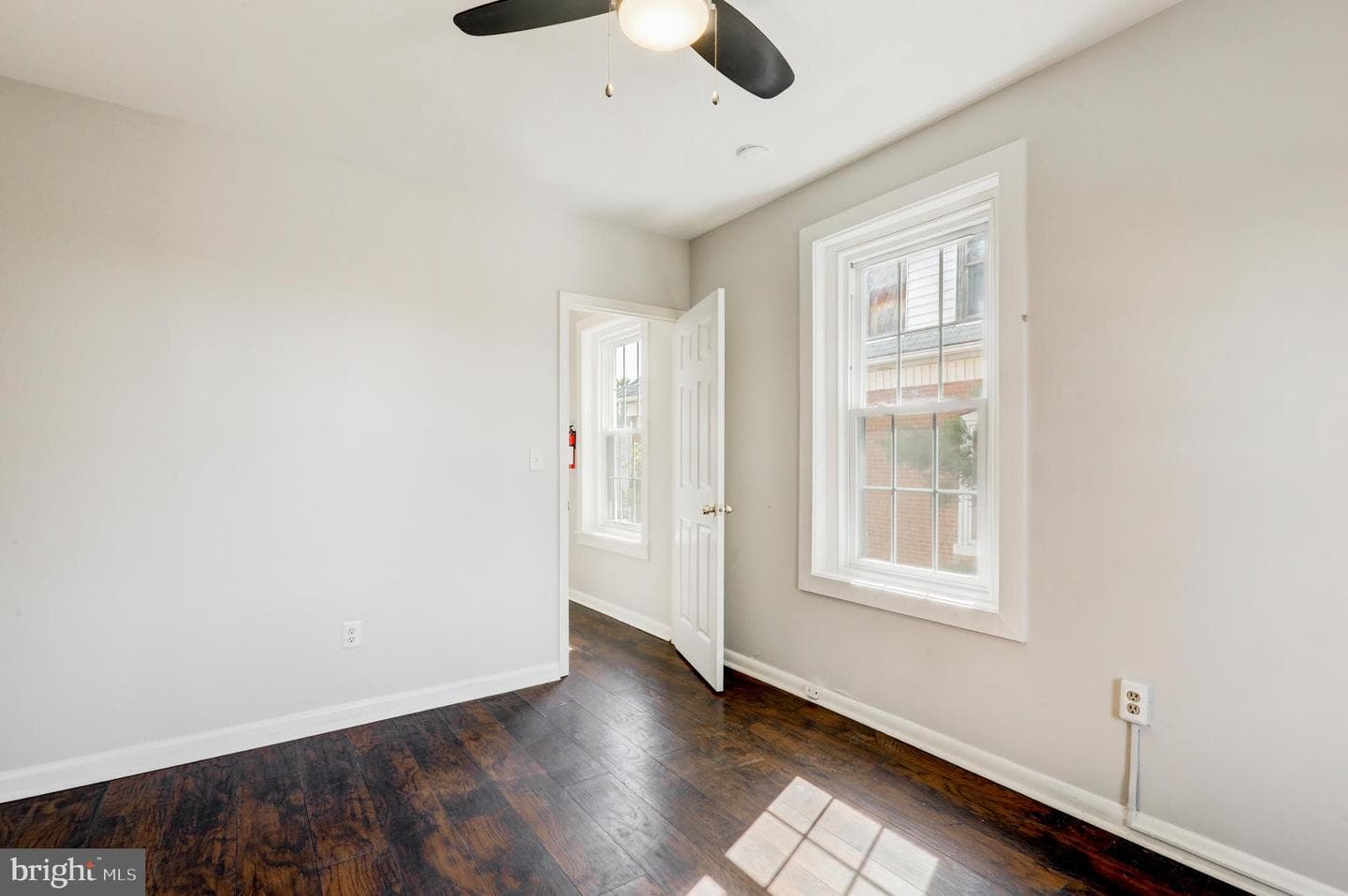 1218 W Airy Street photo 16