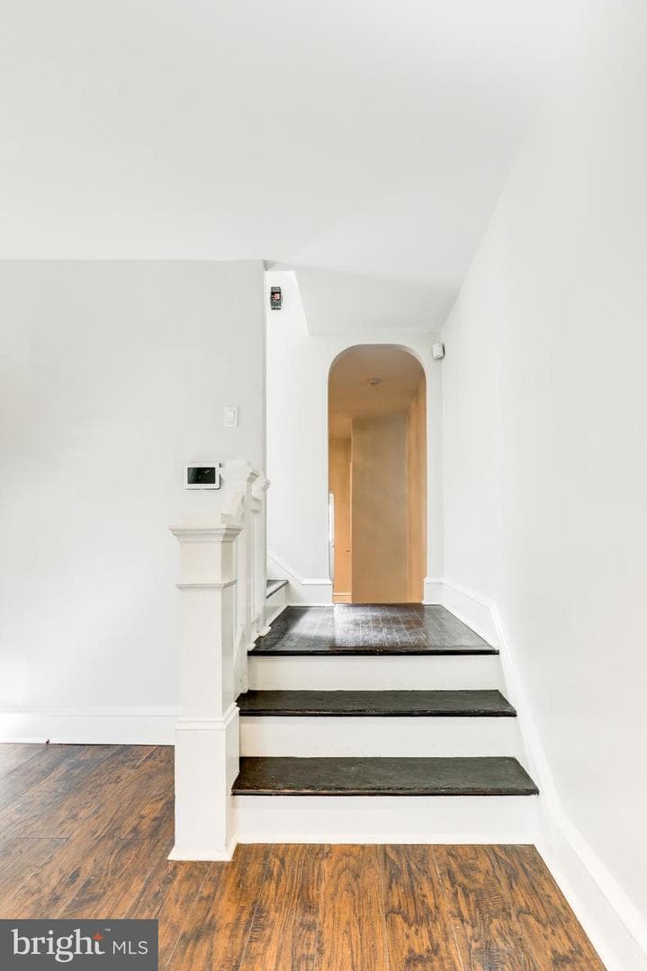 1218 W Airy Street photo 6